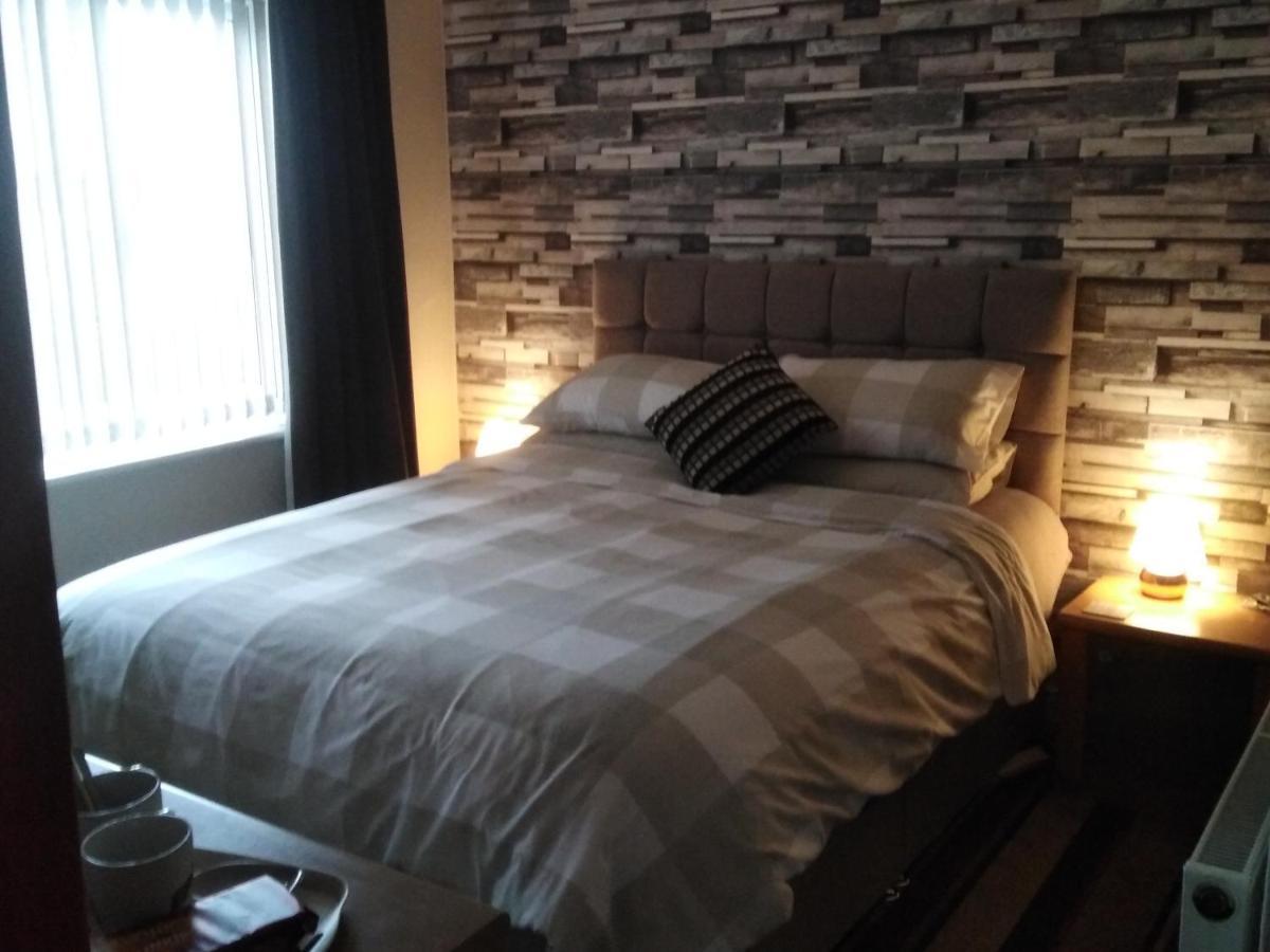 Bed and Breakfast 24 Fairfield Road Uttoxeter Esterno foto